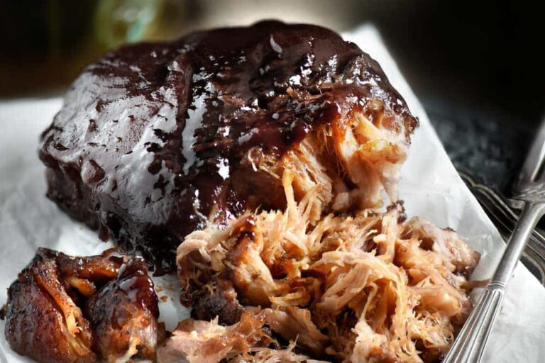 Langtidsbraiseret okse pulled beef
