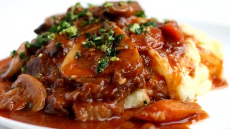 Højlands Osso Buco med kartoffelmos