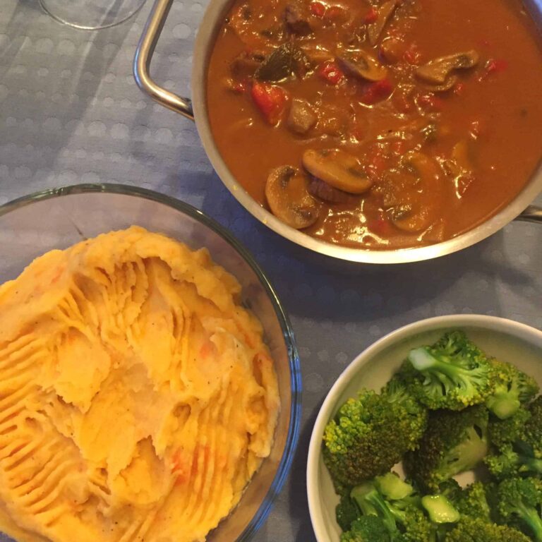 Bøf stroganoff ala Jysk naturkød